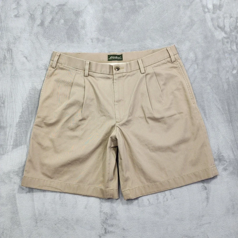 Vintage Eddie Bauer Shorts Mens 38 Beige Wrinkle Resistant Pleated Chino Preppy